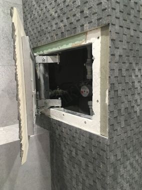 Люк под плитку Нажимной Секрет-Лайт 2 створки 750*300 Люк под плитку Нажимной Секрет-Лайт 2 створки 750*300