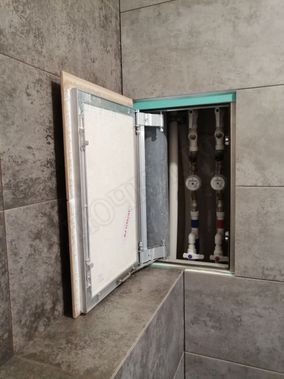 Люк под плитку Секрет 3.0 200*650 Люк под плитку Секрет 3.0 200*650