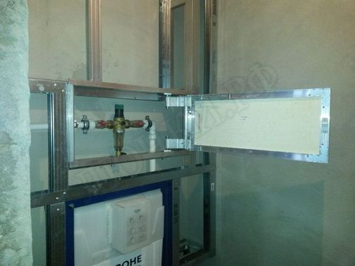 Люк под плитку Нажимной Секрет-Лайт 2 створки 750*300 Люк под плитку Нажимной Секрет-Лайт 2 створки 750*300