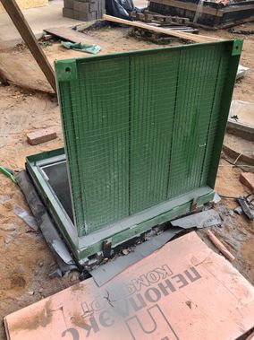 Люк под брусчатку Брус Ли AISI 316 Люк под брусчатку Брус Ли AISI 316